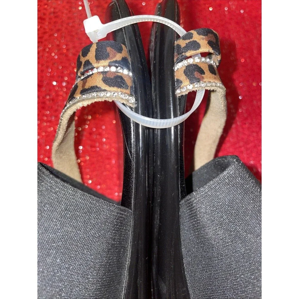 Toscanella Women's Black Brown Animal Print Rhinestone Thong Sandals Slip-On 7